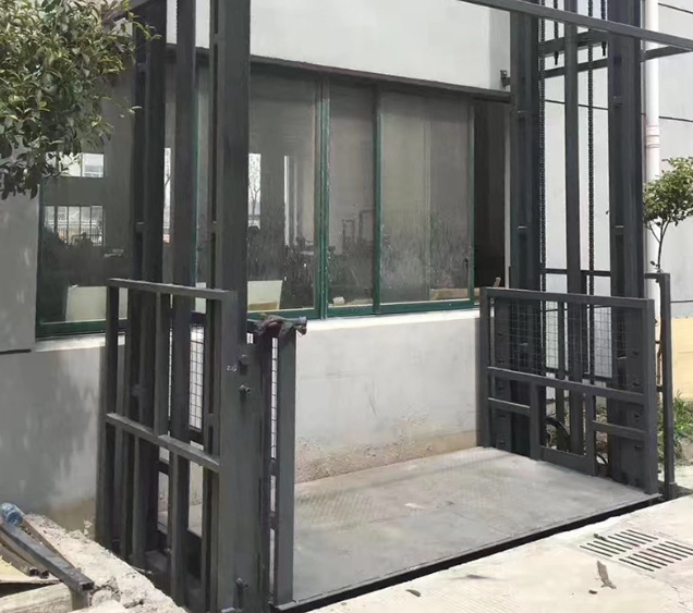 焦作导轨式施工升降机助力民生工程提速增效